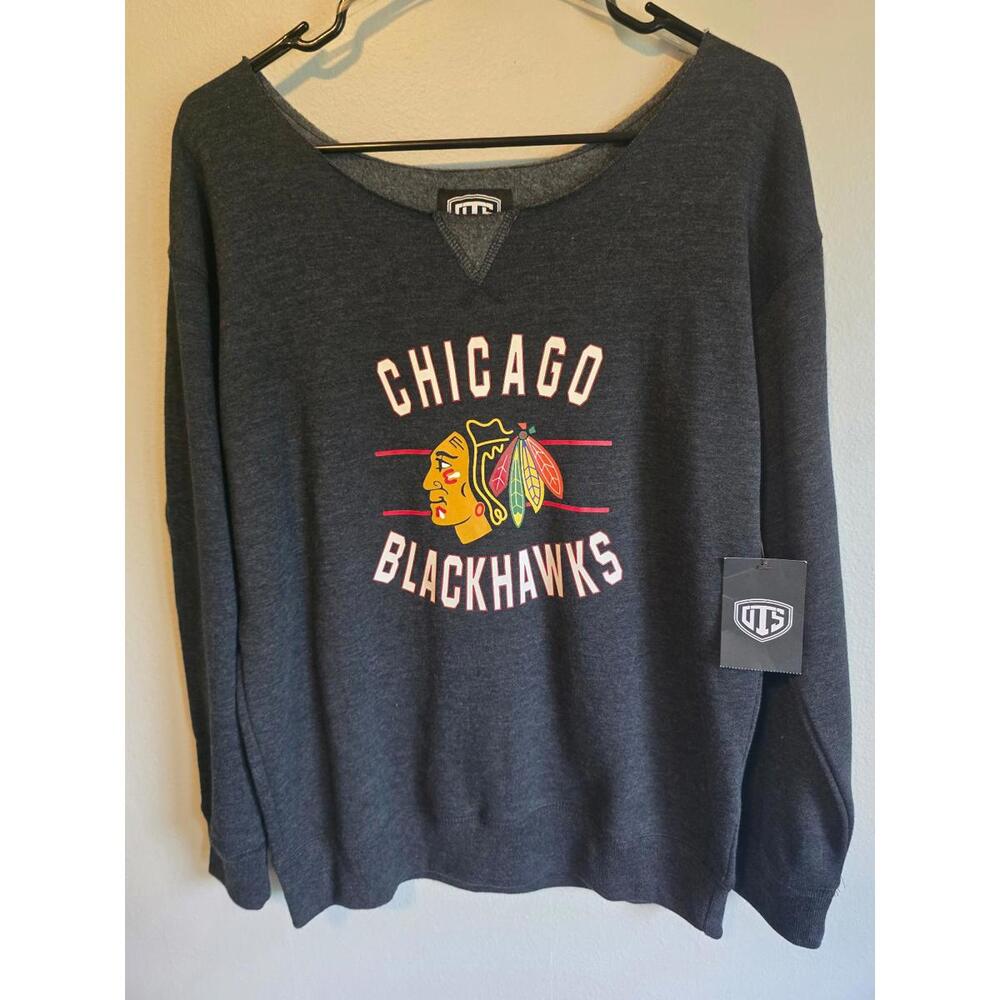 Chicago Blackhawks NWT Longsleeve Women’s Pullover Boat Neck Sweater (M)
